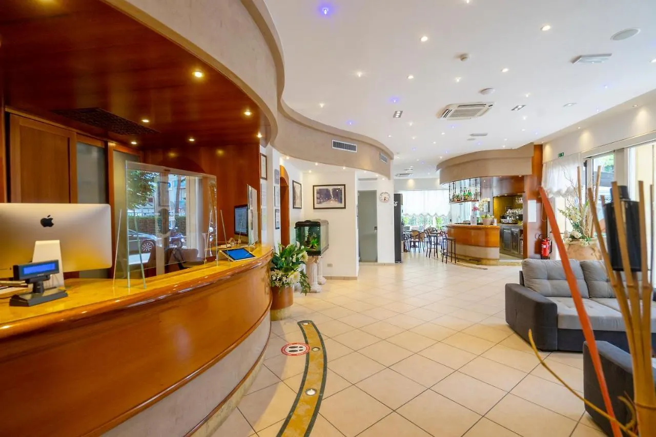 Hotel Mocambo Riccione 3*,  Włochy