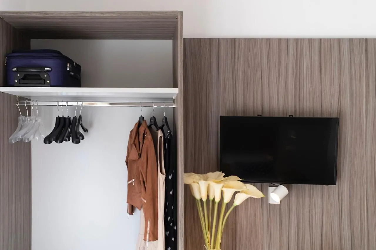 Hotel Mocambo Riccione 3*,  Италия