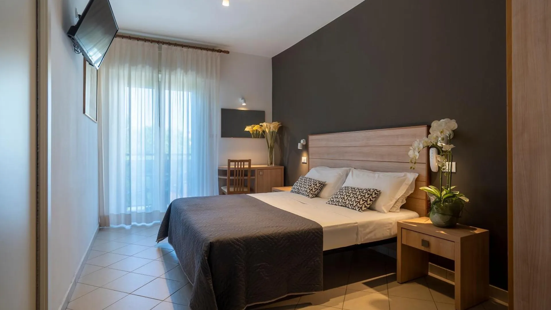 Hotel Mocambo Riccione 3*,