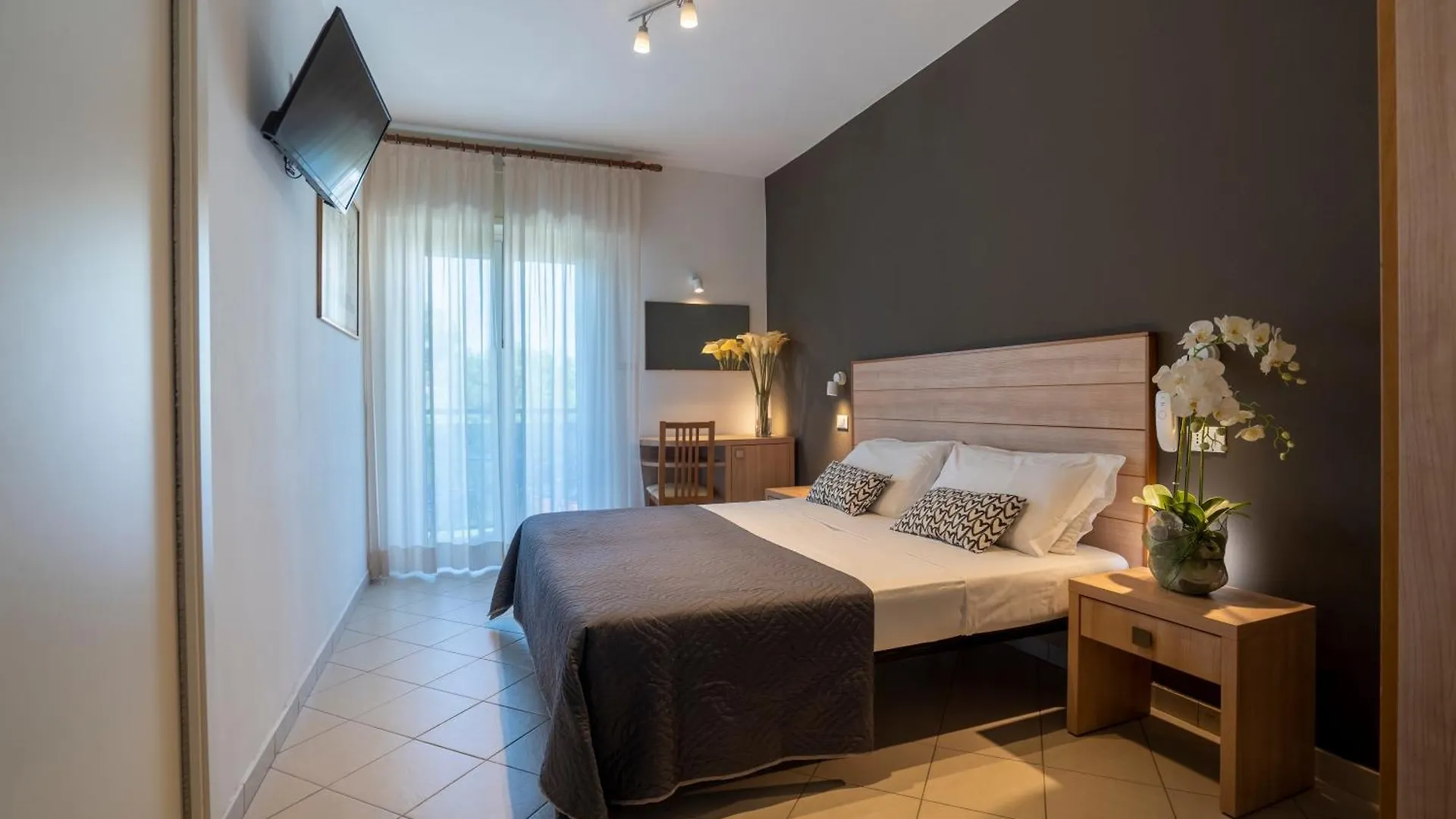 ***  Hotel Mocambo Riccione Италия